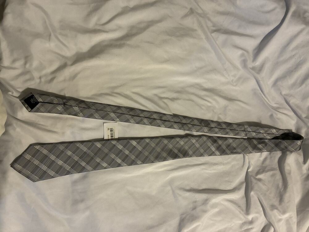 Calvin Klein Men's Silk Blend Tie ~ Grey ~ Plaids & Checks ~ NEW MSRP: $69.50